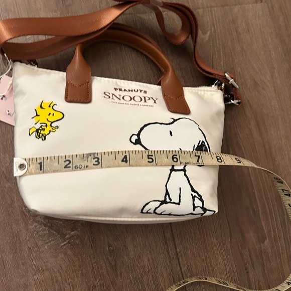 Peanuts Snoopy Crossbody Bag in White and Brown - Picture 5 of 5